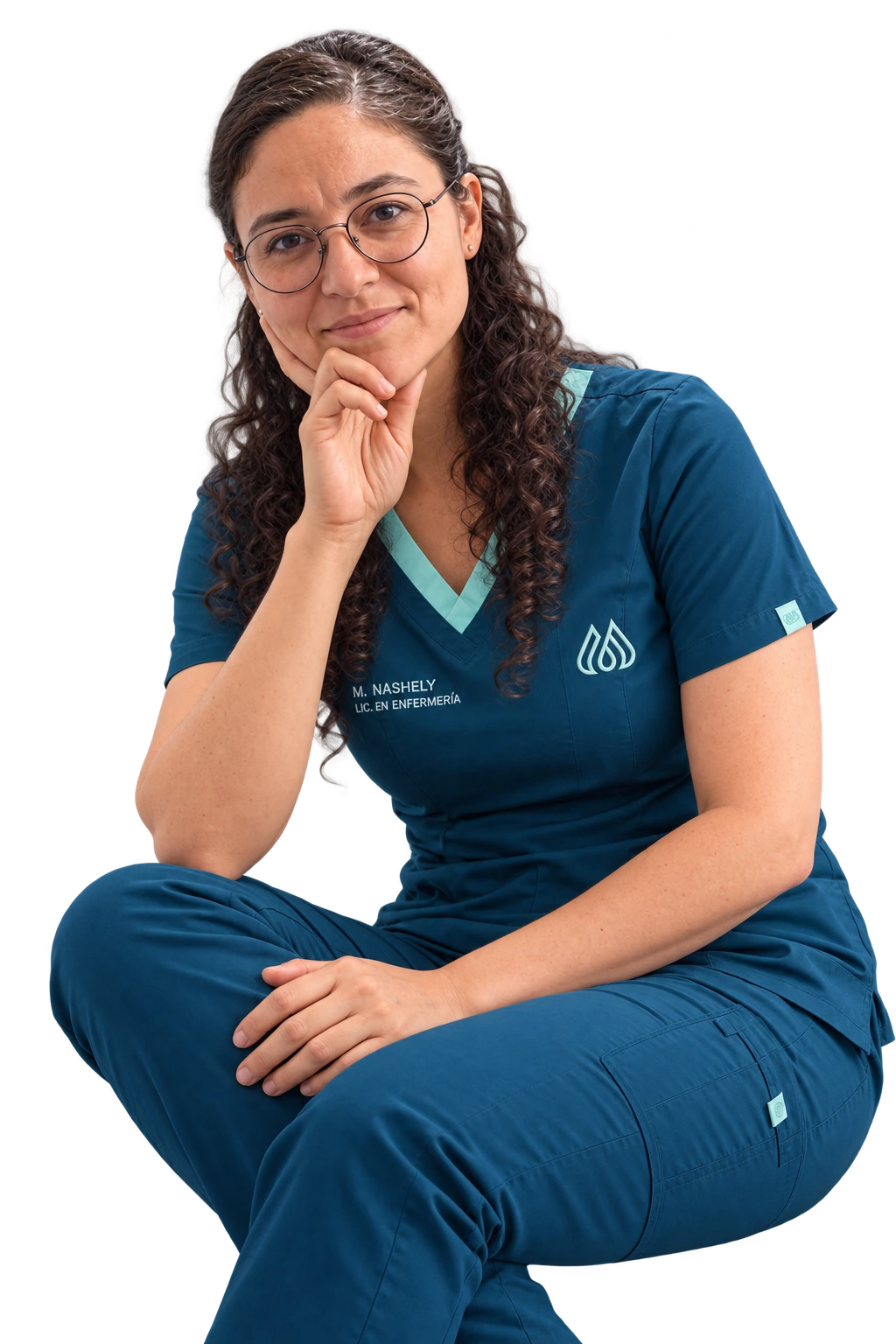 Miriam Herrera con uniforme de enfermería color teal.